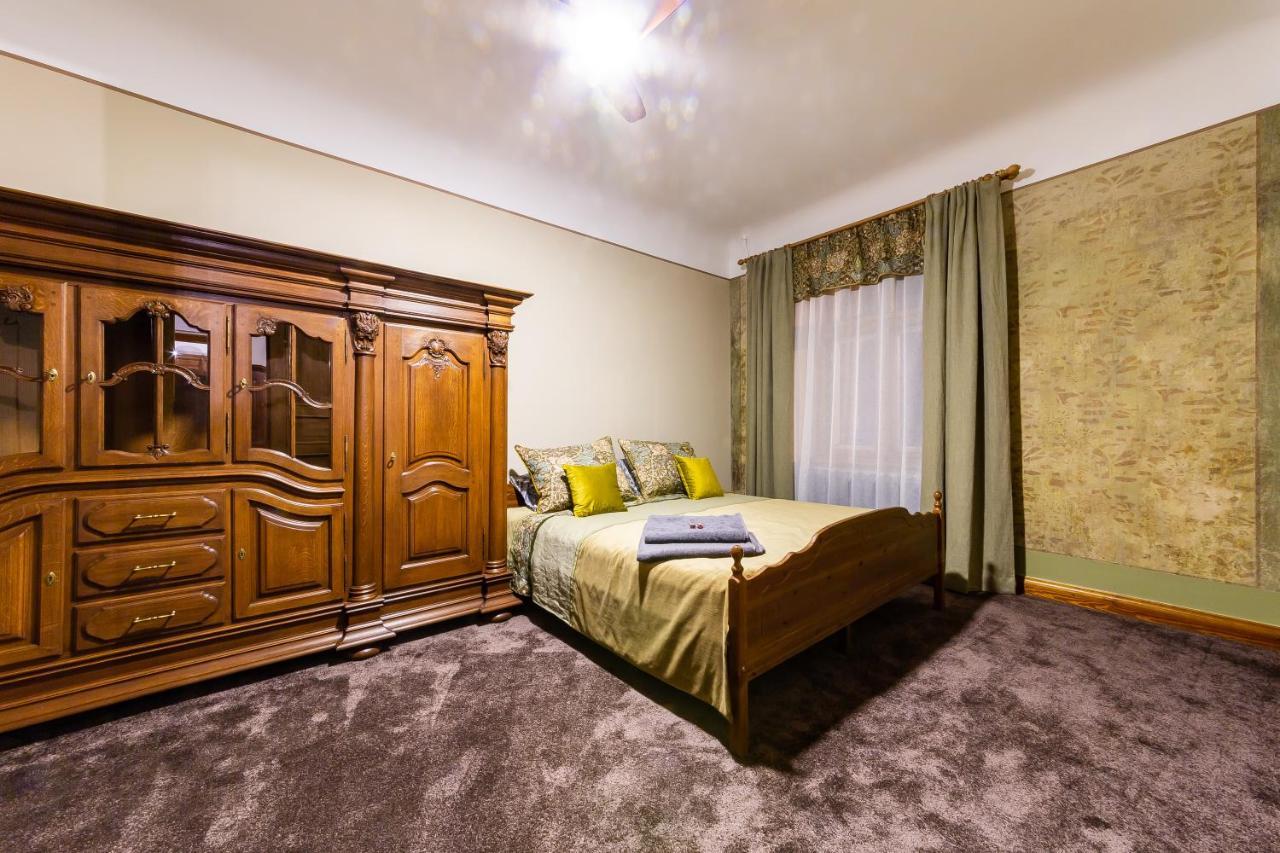 Ancient Storie'S Ap 65Sqm Renovated Free Parking Apartment รีกา ภายนอก รูปภาพ